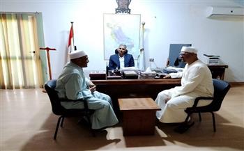 رئيس مدينة القصير يبحث تنظيم احتفالية كبرى لتكريم حفظة القرآن الكريم  