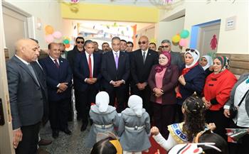 محافظ الجيزة يفتتح مدرستي الأقصى للتعليم الأساسي والرسمية للغات بالطالبية بإجمالي 144 فصلًا دراسيًا
