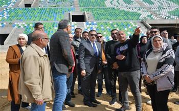 محافظ بورسعيد يوجه بتسريع وتيرة التنفيذ واستئناف الأعمال بكامل طاقتها في استاد النادي المصري