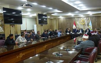 محافظ كفرالشيخ: مواعيد ثابتة للجمع المنزلي والفرز من المنبع.. وتفعيل المساءلة والغرامات ومشاركة الجامعة 