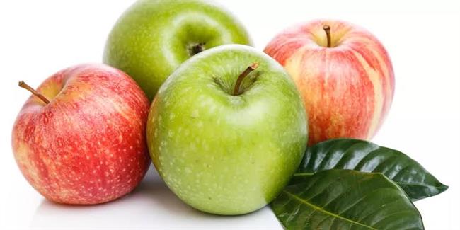 الفوائد الصحية والنفسية لتناول تفاحة كل يوم