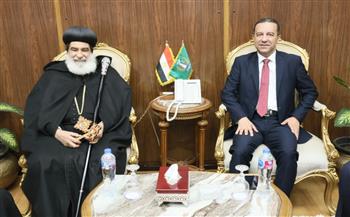 محافظ المنوفية يستقبل نيافة الأنبا بنيامين مطران المنوفية لتقديم التهنئة بعيد الفطر المبارك