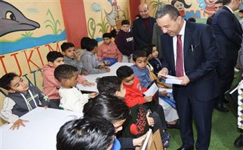 محافظ المنوفية يزور دار أيتام ويوزع الهدايا على الأطفال بمناسبة عيد الفطر المبارك