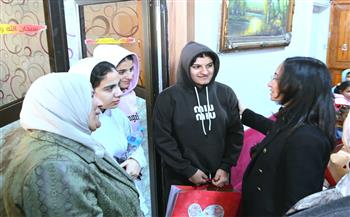 محافظ البحيرة تشارك أبناء دور الرعاية الاجتماعية وكبار السن فرحة عيد الفطر المبارك