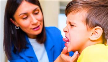 كيف يحافظ بعض الآباء على هدوئهم مع غضب الأطفال؟