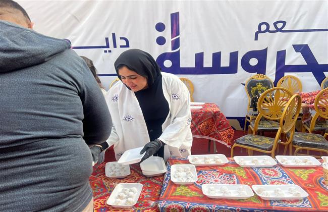 التضامن الاجتماعي: نقاط الإطعام توزع كعك العيد على المترددين عليها في مختلف محافظات الجمهورية 
