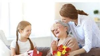قصة عيد الأم.. تعرفي على حكاية الاحتفال