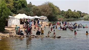 شواطئ الجزر النيلية تفرض كلمتها على رحلات العائلات الأسوانية خلال عيد الفطر