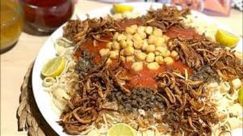 في ثالث أيام عيد الفطر.. الكشري المصري على طريقة المحلات