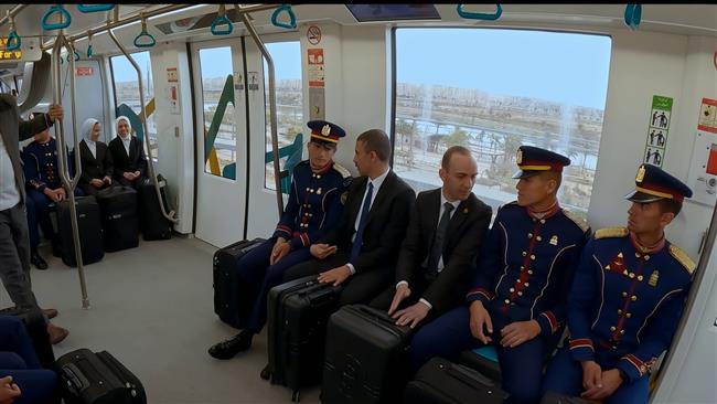 «النقل» تنقل المواطنين وطلبة الأكاديمية العسكرية من العاصمة الجديدة لأنحاء الجمهورية تزامنا مع عيد الفطر