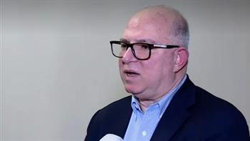 وزير العمل اللبناني يتفقد مراكز النازحين في بيروت وشامون