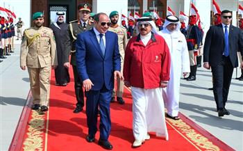 صحف ووكالات أنباء عربية وعالمية تبرز زيارة الرئيس السيسي إلى البحرين والسعودية للتأكيد على دعم وتضامن مصر