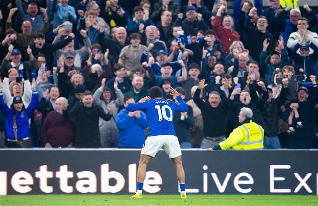 خسارة جديدة.. تشيلسي يسقط أمام إيفرتون بثلاثية في الدوري الإنجليزي  