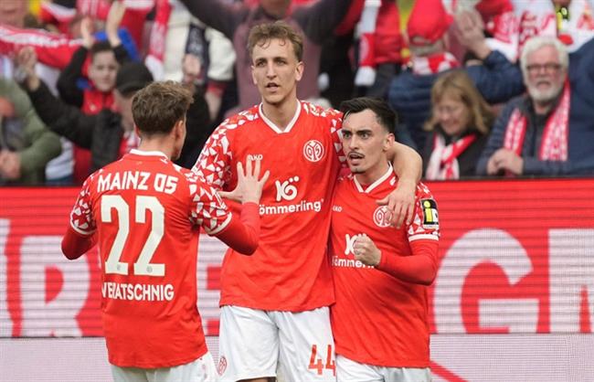  الدوري الألماني.. ثلاث نقاط هامه في فوز ماينز علي آينتراخت فرانكفورت 