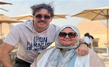 نجوم الفن يحتفلون بعيد الأم