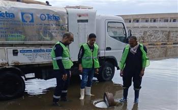 تحرك فوري من شركة مياه البحر الأحمر لسحب مياه الأمطار بمدينة رأس غارب وطريق الشيخ فضل