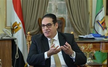 رئيس جامعة القاهرة يستعرض تقريرا عن أداء مستشفيات جامعة القاهرة خلال أيام عيد الفطر