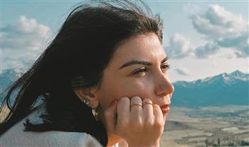 هل تتحكمين في انفعالاتك وقت الأزمات؟.. اعرفي ذاتك