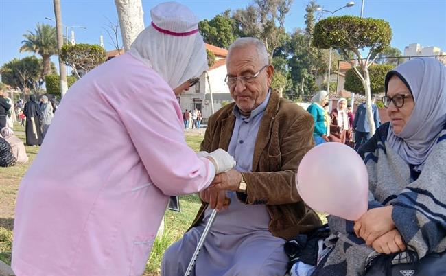 الرعاية الصحية تواصل تنفيذ مبادرة «عيد واطمن» وتكثف انتشار الفرق الطبية بمحافظات التأمين الصحي الشامل