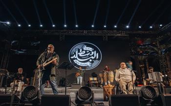 بالصور.. وسط البلد وإدوارد يشعلون حفل عيد الفطر بنويبع 