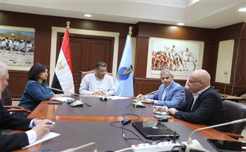 محافظ البحر الأحمر يوجه بإنشاء محطة تحلية جديدة بالغردقة بطاقة تصل إلى 15 ألف متر مكعب يوميًا