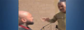 إنهاء خدمة فرد شرطة ظهر في فيديو سائح جنوب سيناء