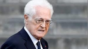 وفاة رئيس الوزراء الفرنسي الأسبق ليونيل جوسبان عن عمر ناهز 88 عامًا