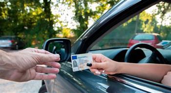 دولة تغري السكان بـ29 ألف دولار مقابل التخلي عن رخص القيادة