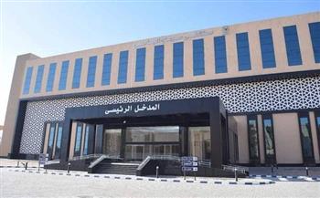 عملية دقيقة لفريق طبي بمستشفى الطوارئ الجامعي بسوهاج تنقذ شاباً من جروح متهتكة ونزيف حاد