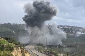 جيش الاحتلال الإسرائيلي يقصف جسر الدلافة جنوبي لبنان