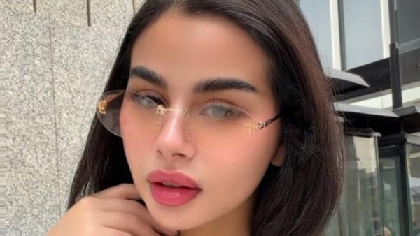 بعد الوعكة الصحية.. منة عرفة تشارك متابعيها أحدث إطلالاتها   