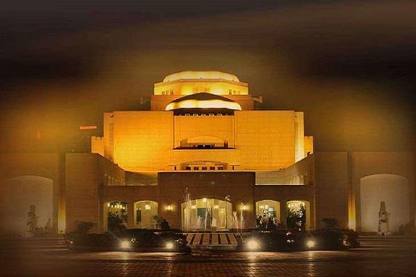 تعديل مواعيد عروض دار الأوبرا المصرية إلى السادسة والنصف مساءً ابتداءً من 28 مارس