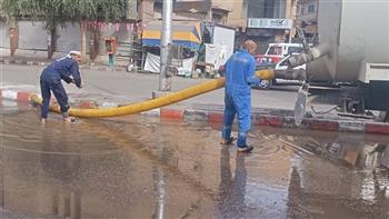 مياه قنا: عودة ضخ المياه بعد إصلاح كسر خط المياه بمنطقة "عمر أفندي" 