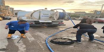 محافظ الدقهلية في جولة بشوارع المنصورة: تكليف رئيس شركة مياه الشرب والصرف الصحي للتعامل مع تجمعات مياه 