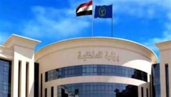 مصدر أمني ينفي مزاعم تعذيب فتاة محتجزة بقسم شرطة بالقاهرة