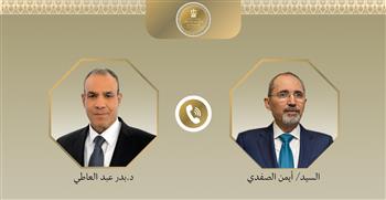 وزير الخارجية يبحث هاتفيًا مع نظيره الأردني التطورات المتسارعة في المنطقة
