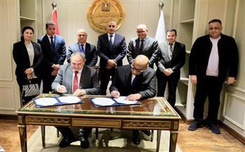 وزير التعليم ورئيس الوطنية للصحافة يشهدان توقيع بروتوكول تعاون مع "دار التحرير" لتطوير الخدمات التعليمية