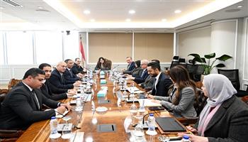 وزيرة الإسكان تتابع موقف تنفيذ مشروعات تطوير "مثلث ماسبيرو" و"سور مجرى العيون"