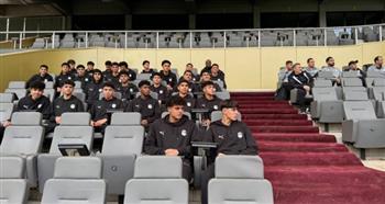 منتخب الناشئين يتابع مباراة تونس والمغرب من الملعب  