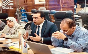 محافظ قنا: متابعة مكثفة لملفات التراخيص والإشغالات والمخلفات لتحسين الخدمات وتحقيق الانضباط