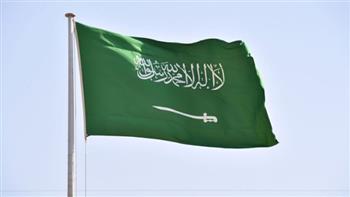 الدفاع السعودي: سقوط شظايا اعتراض صاروخ باليستي على سطح منزلين