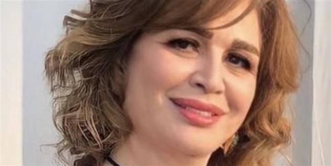 إلهام شاهين تشيد بـالمسلسل الرمضاني "اتنين غيرنا" 