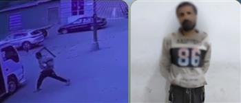 ضبط شخص بالغربية لإحداثه تلفيات بسيارة باستخدام عصا خشبية أثناء سيرها 