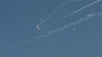 الدفاعت الجوية الإماراتية تتصدى لـ 9 طائرات مسيرة قادمة من إيران