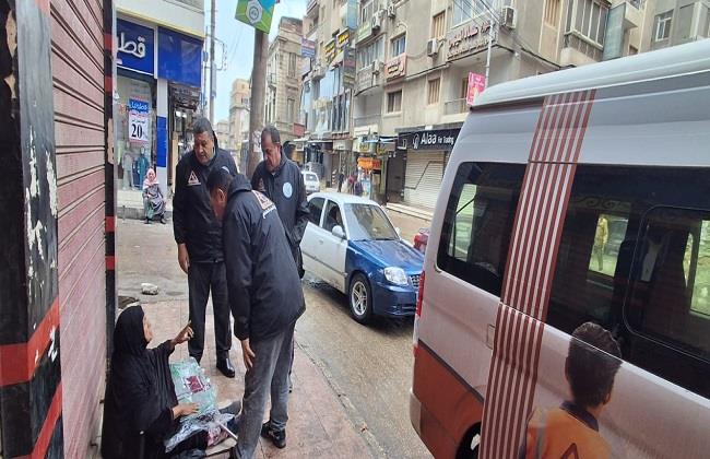 «التضامن»: فرق التدخل السريع تكثف تواجدها الميداني في المحافظات لمواجهة تداعيات الأمطار 