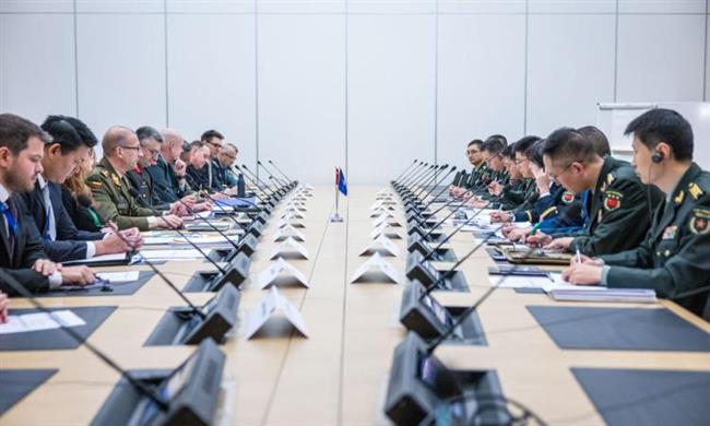 حوار عسكري بين الناتو والصين في بروكسل لتعزيز الشفافية ومناقشة تحديات الأمن الدولي