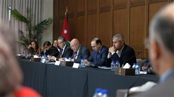 اجتماع حكومي موسع بالأردن لمواجهة تداعيات الأزمة الإقليمية وتعزيز مخزون السلع والطاقة