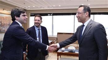 خطوة جديدة نحو اقتصاد المعرفة.. "وزير الاتصالات": تعاون مصري مع جامعة IE الإسبانية لتأهيل شباب المستقبل