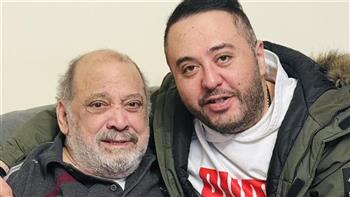 عمرو عبدالعزيز يطمئن الجمهور على صحة ضياء الميرغني