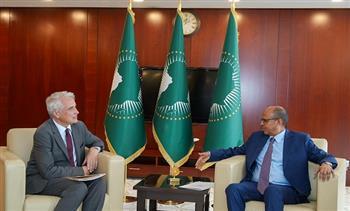 الاتحاد الأفريقي وفرنسا يبحثان الاستعدادات لحوار رفيع المستوى في باريس الشهر المقبل